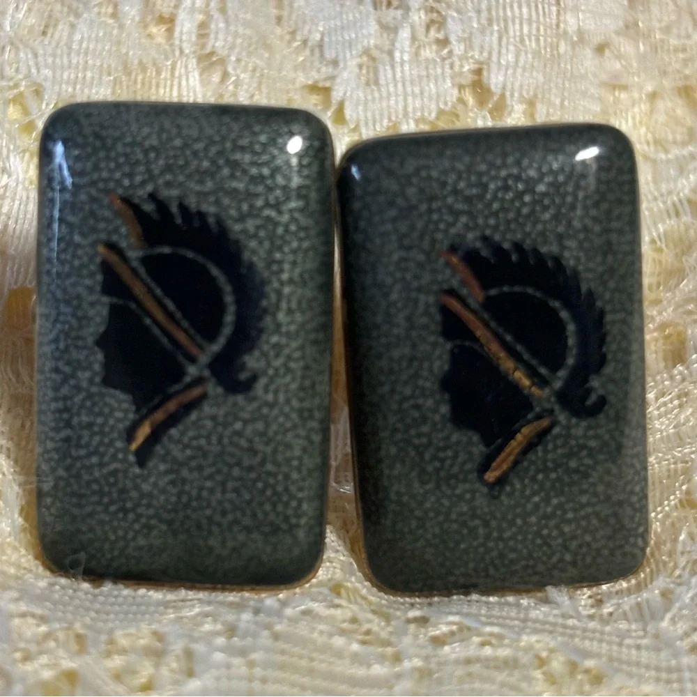 VTG HUGE cufflinks knight Enamel Roman Centurion silhouette 14 kt Evan Eames Era